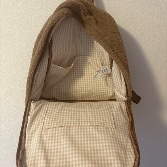 Labubu backpack - Picture 3 of 4